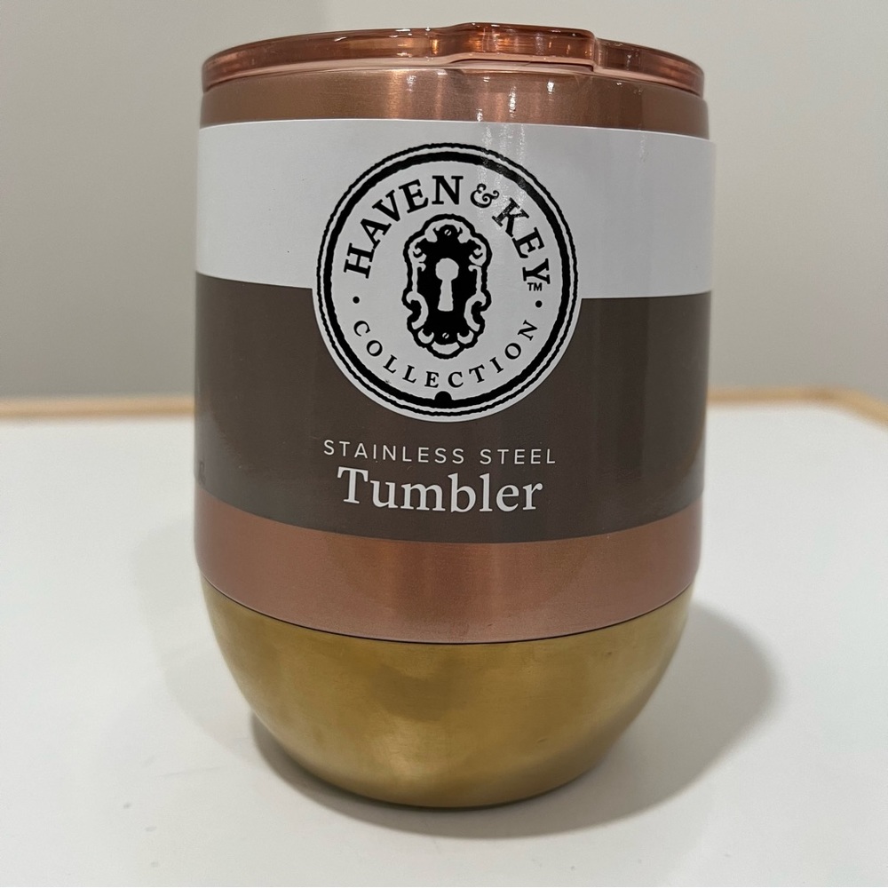 NWT Stainless steel 12 oz rose gold wine tumbler